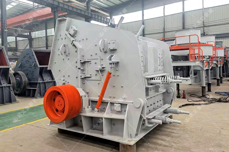 青石破碎机|青石头破碎机生产厂家|青石破碎机生产线价格|多少钱一台